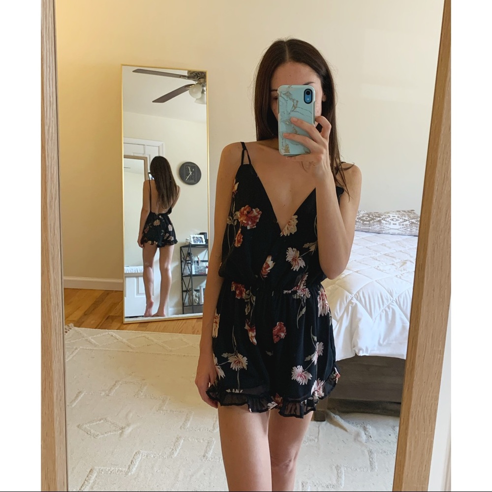 Floral Backless Deep V Tobi Romper